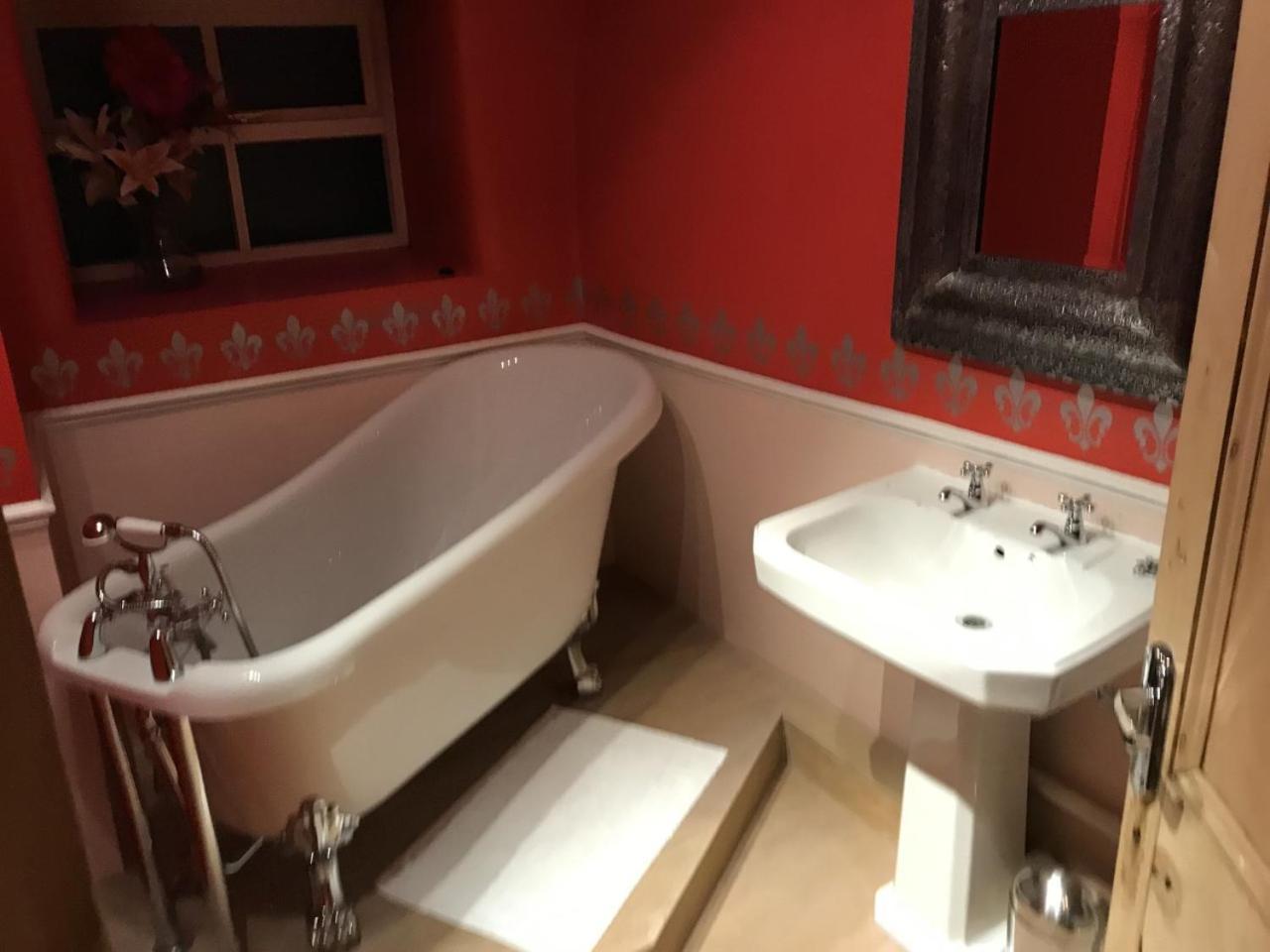 The Rake Tapas Accommodation Littleborough  Экстерьер фото